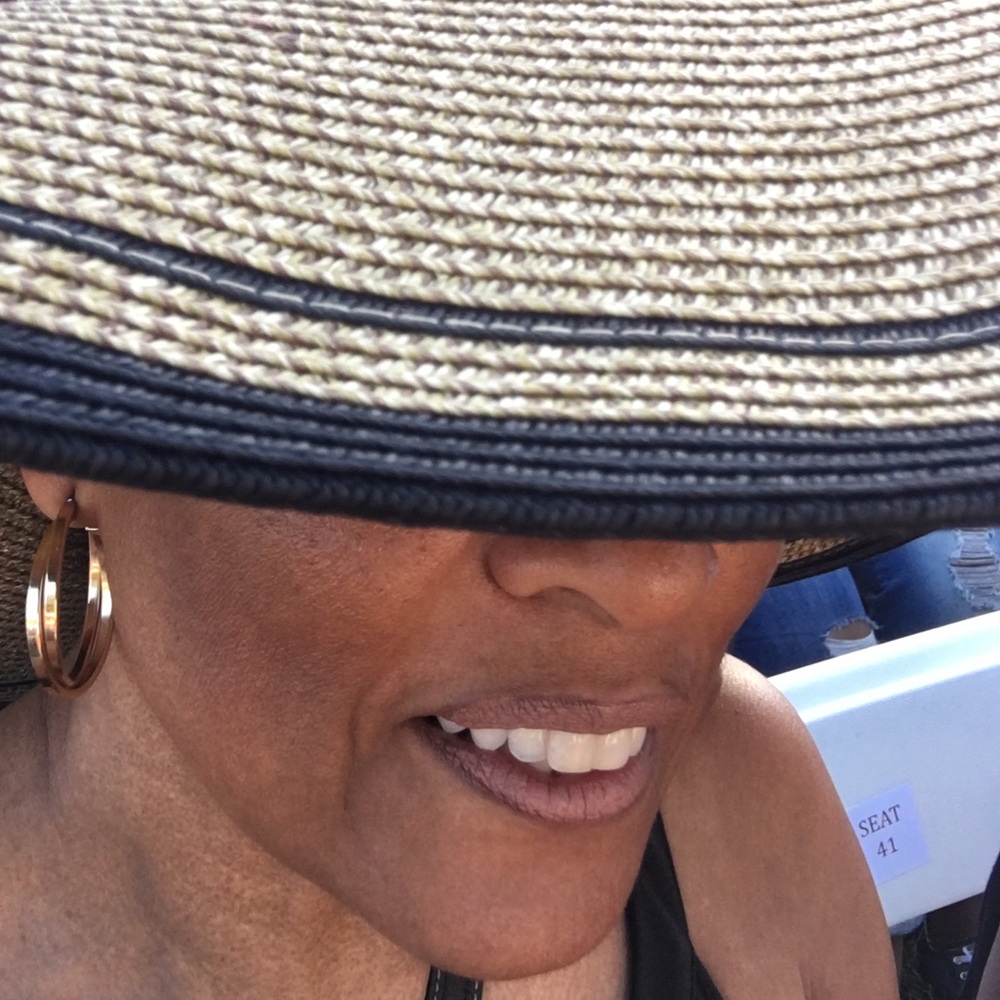 Meet your Posher, Julie